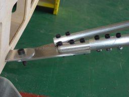 Wing struts (25)